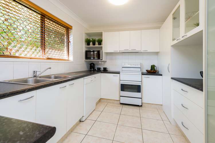 Sixth view of Homely semiDetached listing, 2/23 Victor Avenue, Paradise Point QLD 4216