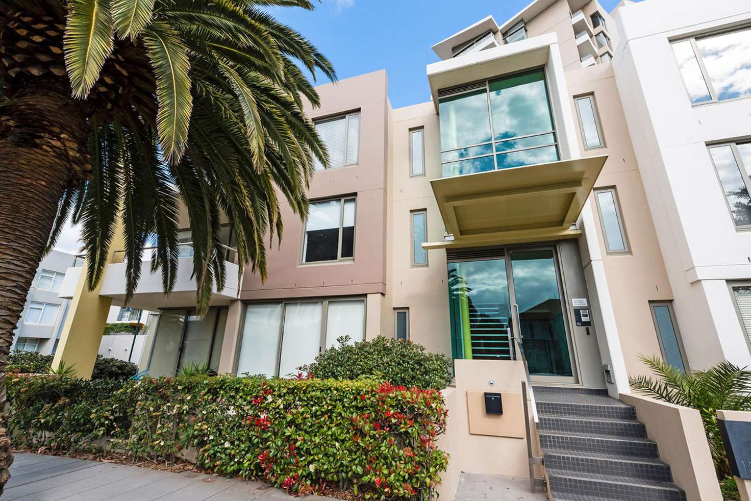 Main view of Homely apartment listing, 5/145 Beach Street, Port Melbourne VIC 3207