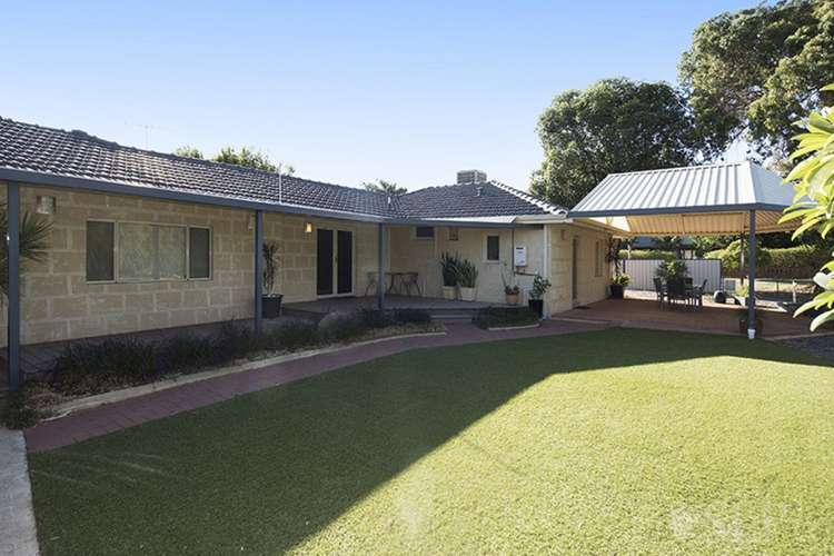 26 Edward Crescent, Byford WA 6122