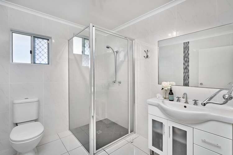 Fourth view of Homely semiDetached listing, 27 Yurongi Street, Caravonica QLD 4878
