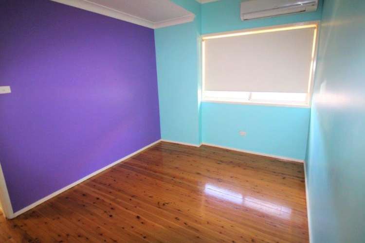 Third view of Homely flat listing, 2/41 John Street, Cardiff NSW 2285