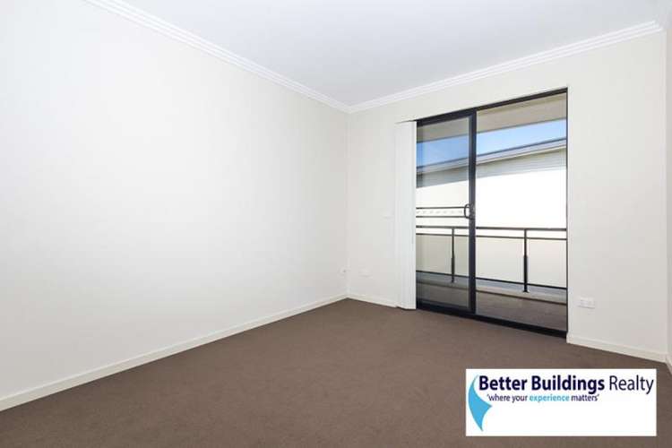Main view of Homely unit listing, 13a/53-59 Balmoral Road, Northmead NSW 2152