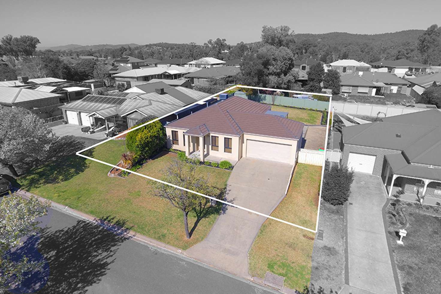 Main view of Homely house listing, 15 McDiarmid Place, Albury NSW 2640