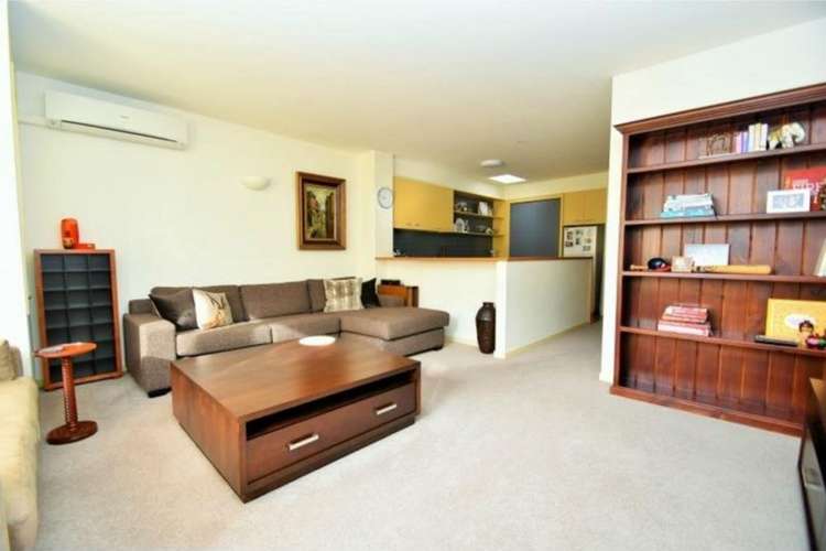 Third view of Homely house listing, 2 Thomas Street, Port Melbourne VIC 3207