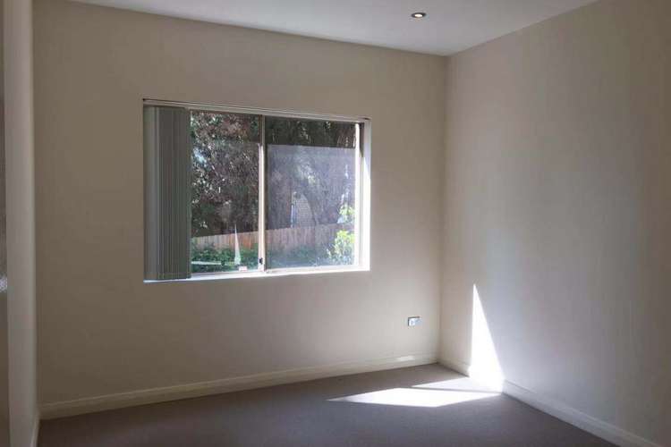 Fifth view of Homely apartment listing, 8/1-7 Young Road, Carlingford NSW 2118