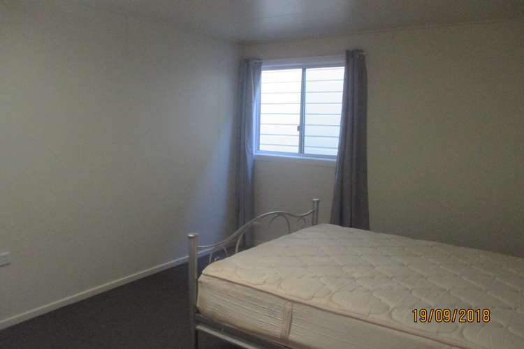 Fifth view of Homely semiDetached listing, 2/28 George Street, Jandowae QLD 4410