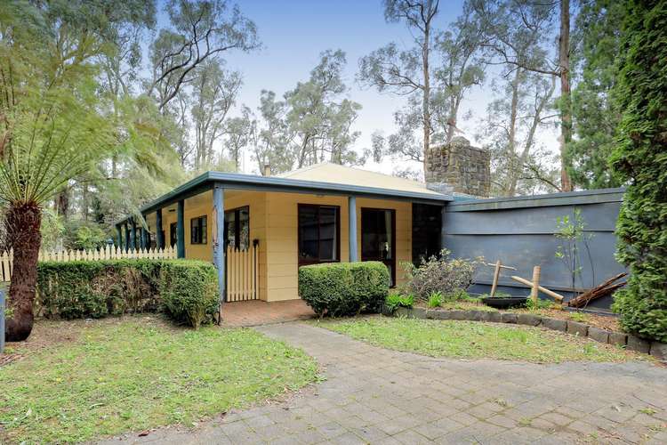 Main view of Homely house listing, 10 Aclare Street, Cockatoo VIC 3781