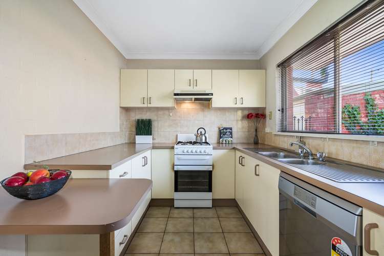 Fifth view of Homely villa listing, 1/418 David Street, Albury NSW 2640