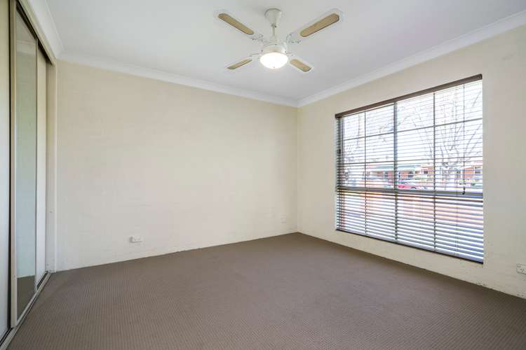 Sixth view of Homely villa listing, 1/418 David Street, Albury NSW 2640
