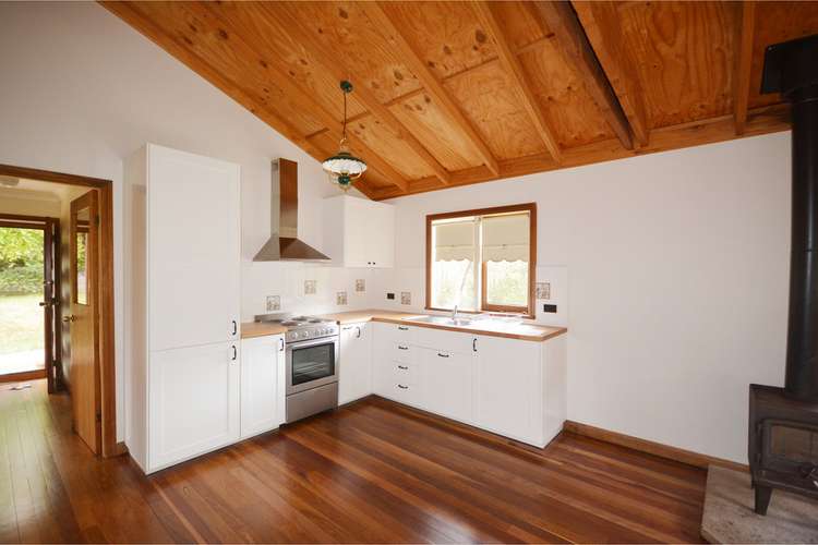 Fifth view of Homely house listing, 10 Trow Avenue, Katoomba NSW 2780