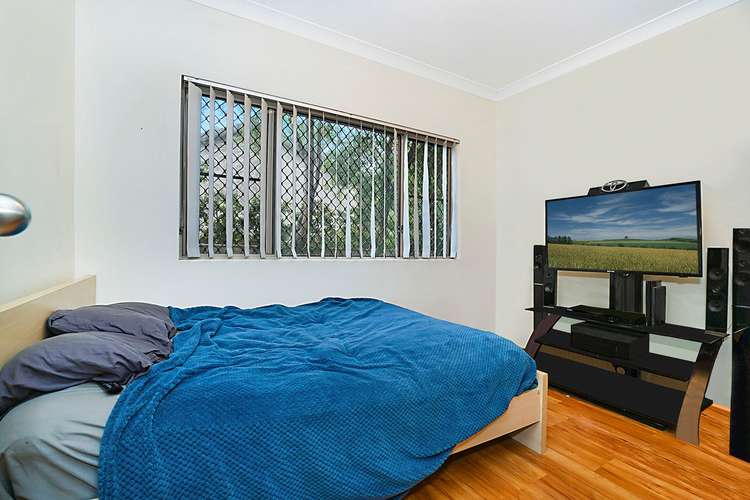 Fourth view of Homely apartment listing, 9/12-20 Kinarra Avenue, Wyoming NSW 2250