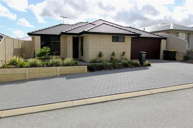 12 Bordeaux Link, Landsdale WA 6065