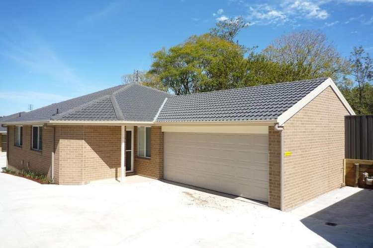 Main view of Homely villa listing, 2/17A Raymond Terrace Road, East Maitland NSW 2323