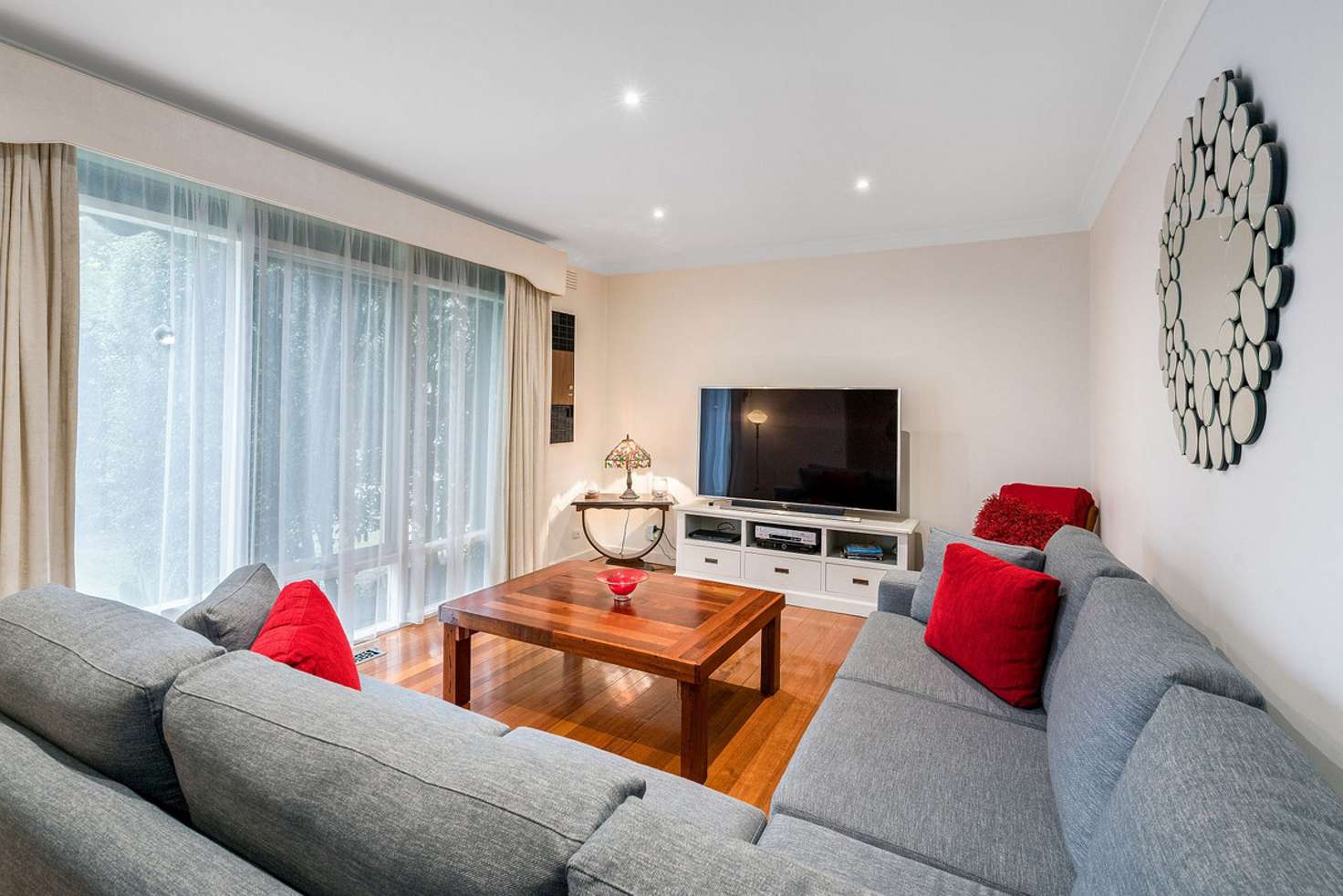 Main view of Homely unit listing, 1/300 Koornang Road, Carnegie VIC 3163