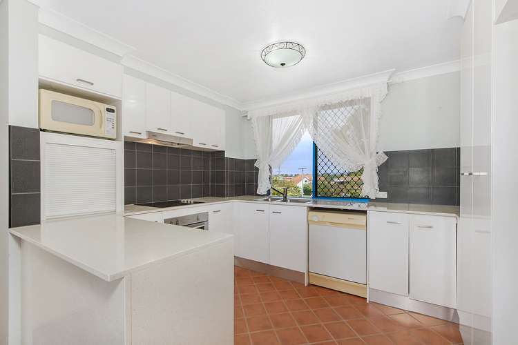 Third view of Homely apartment listing, 9/249 Bayview Street, Hollywell QLD 4216