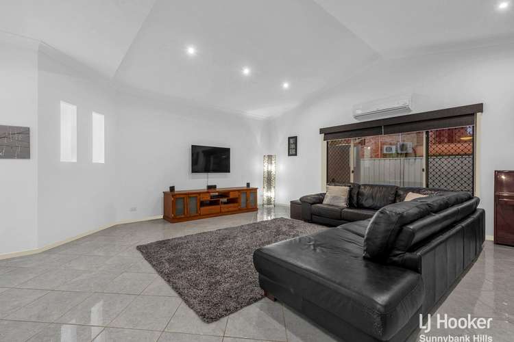 Second view of Homely house listing, 20 Mayfair Close, Wishart QLD 4122