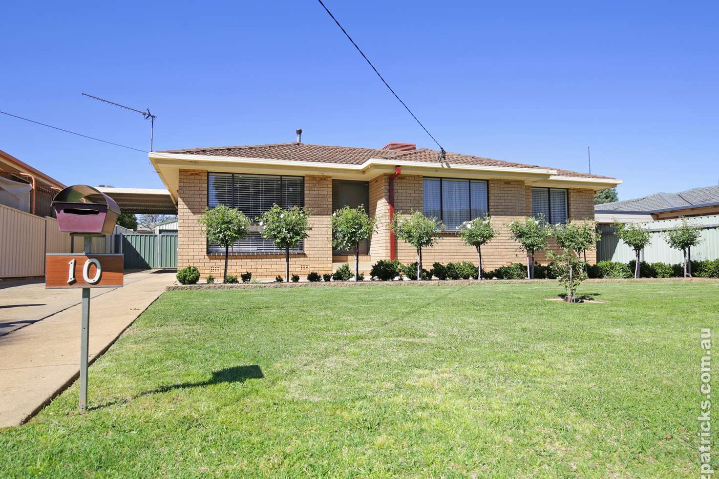 Main view of Homely house listing, 10 Loth Street, Ashmont NSW 2650