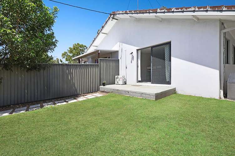 Second view of Homely townhouse listing, 2/52 Hollywell Road, Biggera Waters QLD 4216