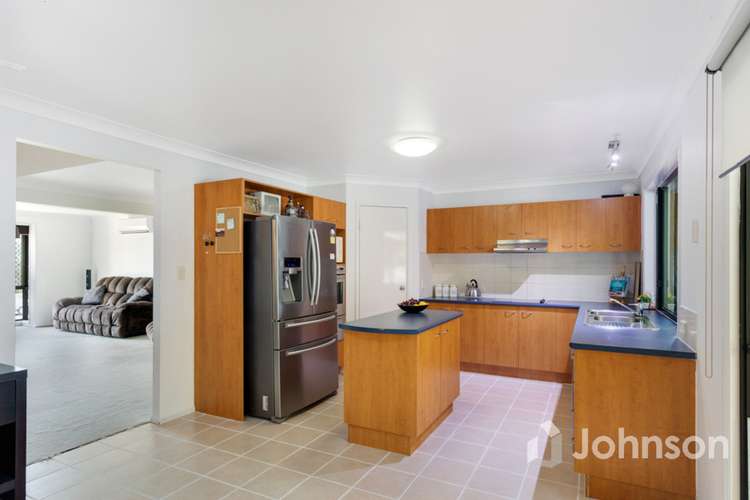 Second view of Homely house listing, 8 Portreeves Place, Arundel QLD 4214
