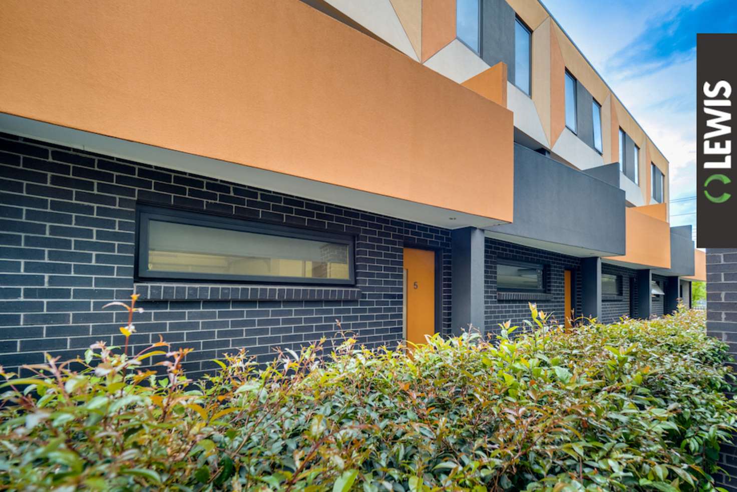 Main view of Homely townhouse listing, 5/1082 Sydney Road, Fawkner VIC 3060