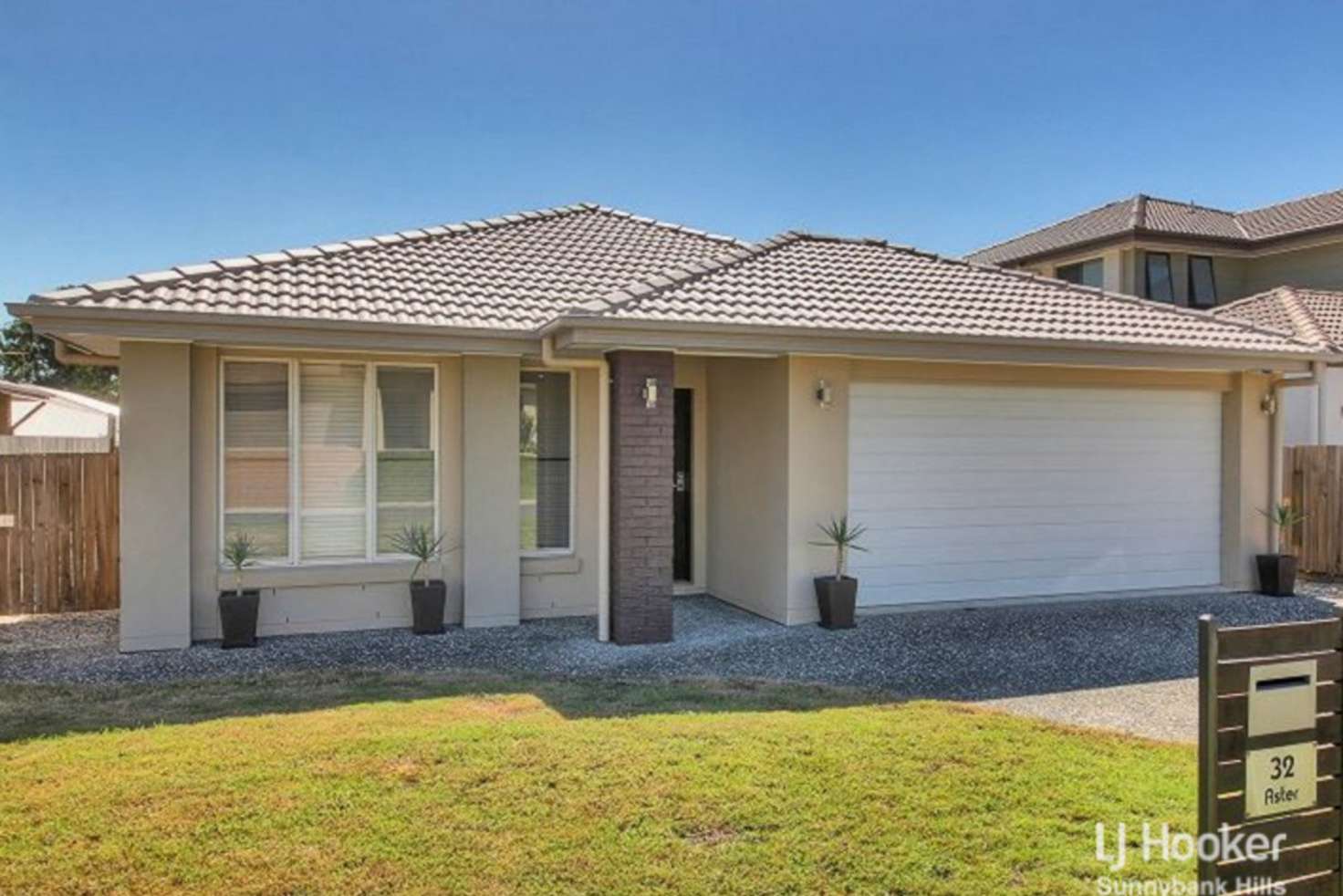 Main view of Homely house listing, 32 Aster Place, Calamvale QLD 4116