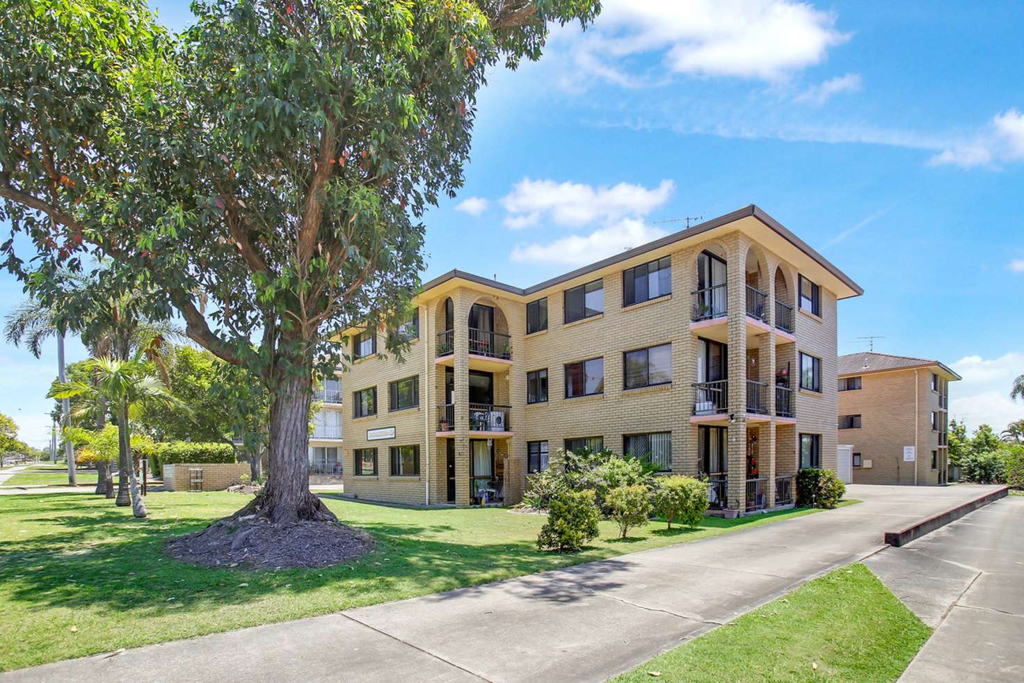 Main view of Homely unit listing, 4/8 Coonowrin Street, Battery Hill QLD 4551