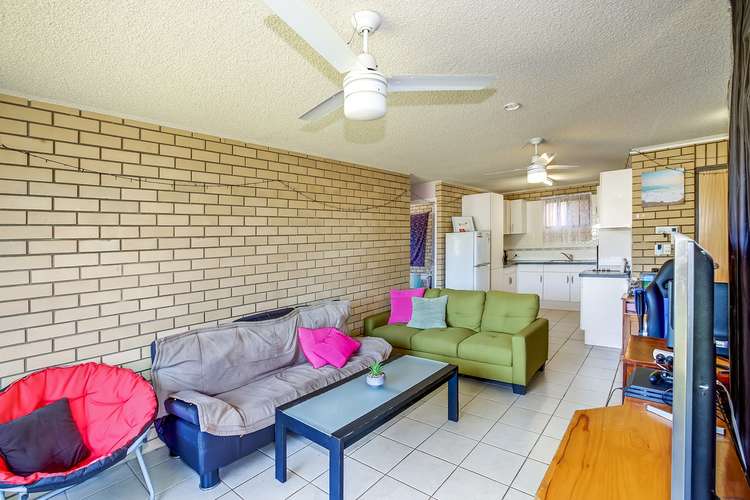 Third view of Homely unit listing, 4/8 Coonowrin Street, Battery Hill QLD 4551