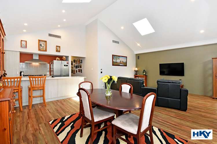 Fifth view of Homely house listing, 5 Howie Way, Caversham WA 6055