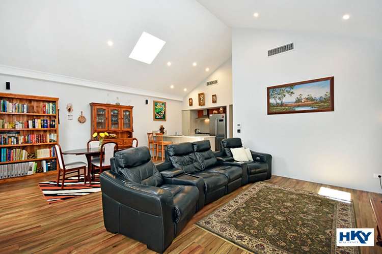 Sixth view of Homely house listing, 5 Howie Way, Caversham WA 6055