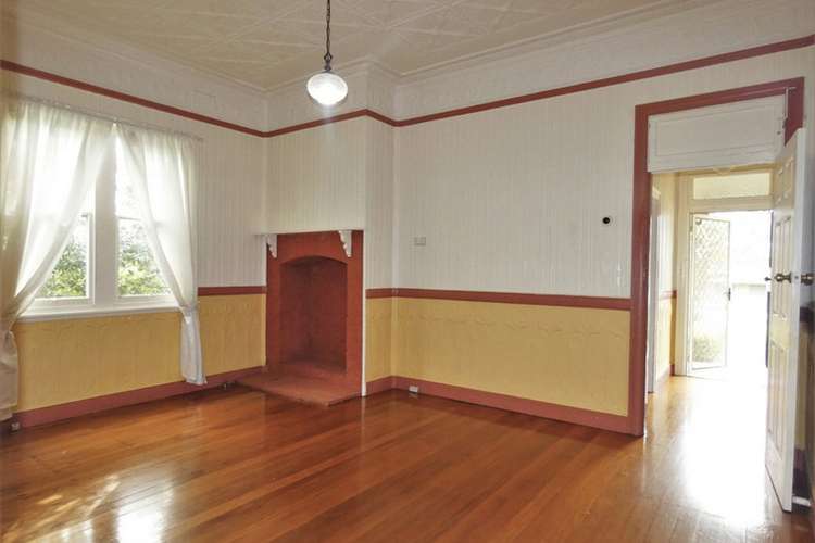 Second view of Homely house listing, 10 Railway Avenue, Faulconbridge NSW 2776
