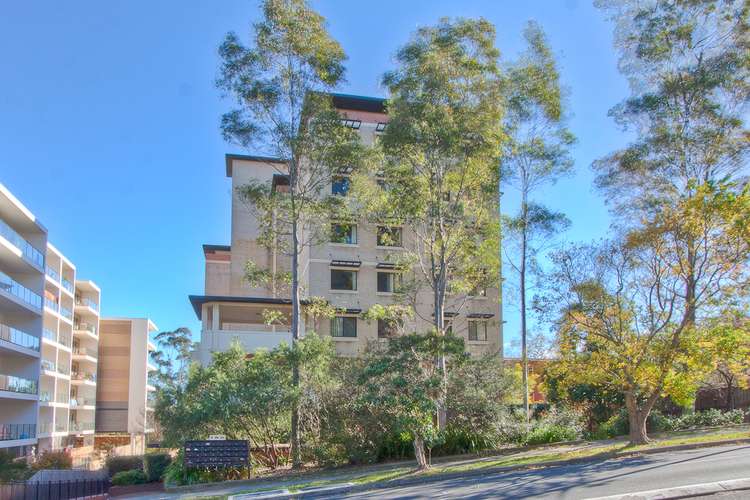 Main view of Homely apartment listing, 10/6-8 College Crescent, Hornsby NSW 2077