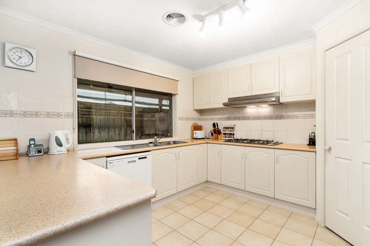Fifth view of Homely house listing, 9 Bouverie Place, Skye VIC 3977
