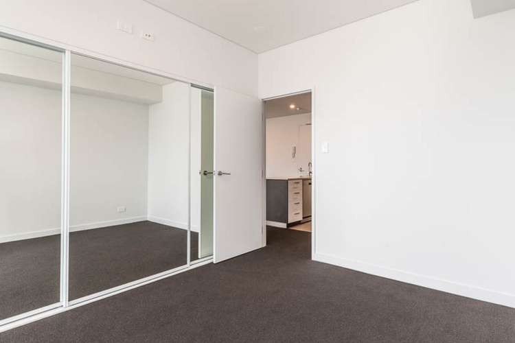 Fifth view of Homely apartment listing, 89/8 Riversdale Road, Burswood WA 6100