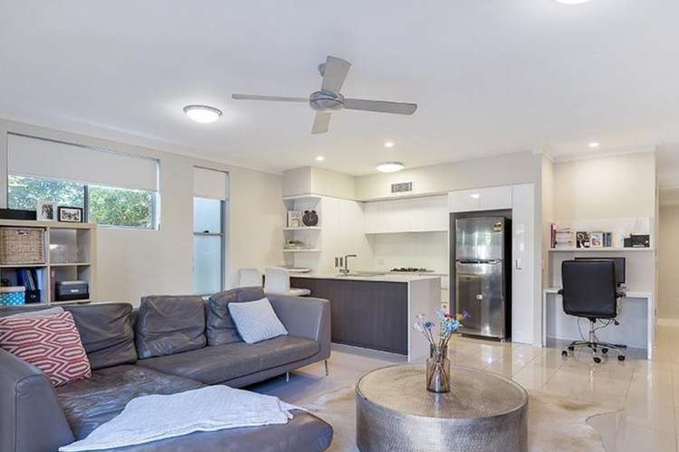 Second view of Homely unit listing, 2/441 Hawthorne Road, Bulimba QLD 4171
