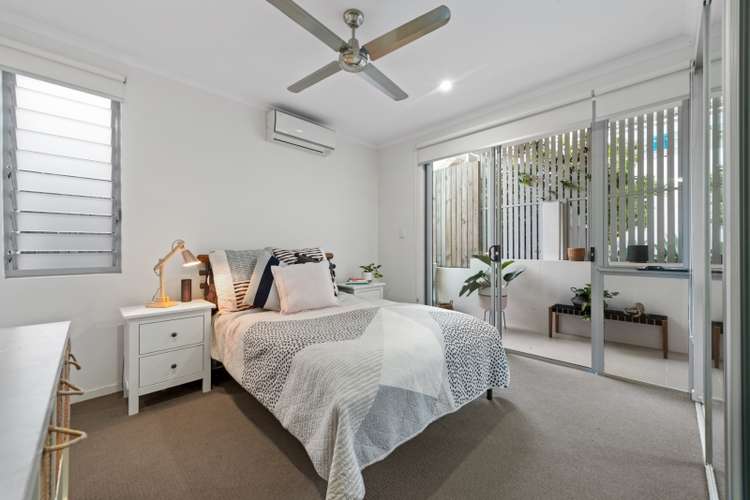 Sixth view of Homely apartment listing, 2/64 Pembroke Road, Coorparoo QLD 4151