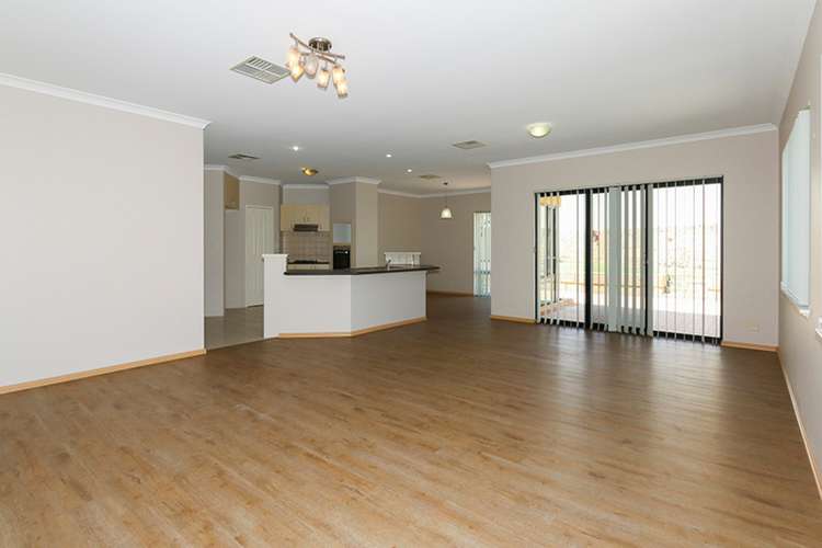 Second view of Homely house listing, 32 Brightlands Circuit, Carramar WA 6031