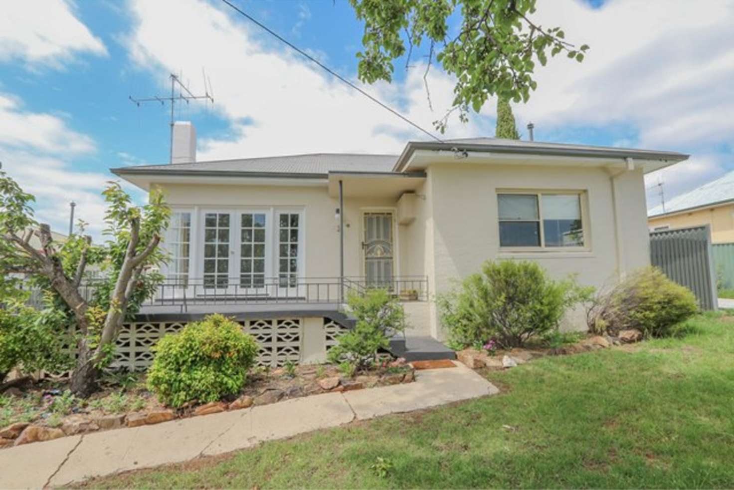 Main view of Homely house listing, 18 Annesley Street, Bathurst NSW 2795