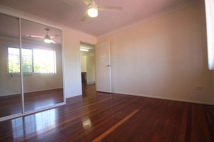 Fifth view of Homely unit listing, 2/72 McFadden Street, Wynnum QLD 4178