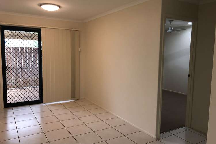 Fifth view of Homely unit listing, 3/3 Robert, Bundaberg South QLD 4670