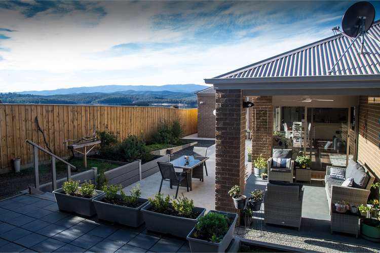 Second view of Homely house listing, 7 Highview Court, Willow Grove VIC 3825