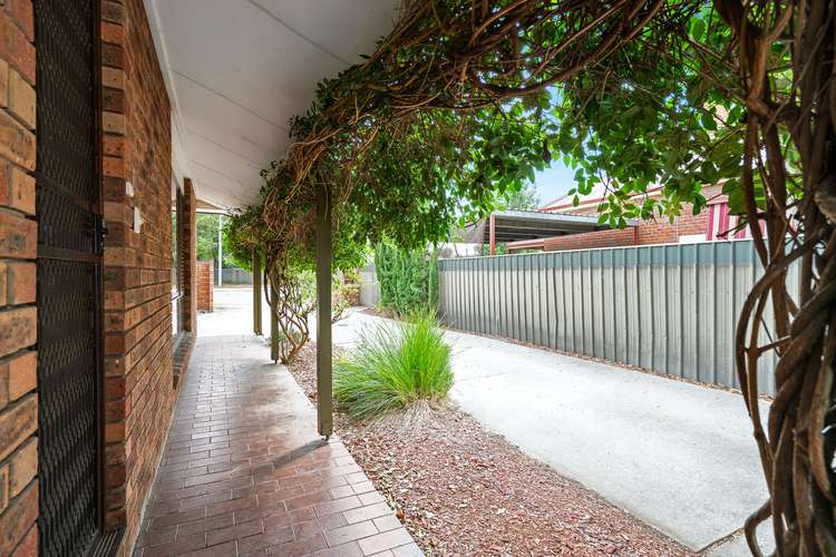Third view of Homely unit listing, 1/449 Hume Street, Albury NSW 2640