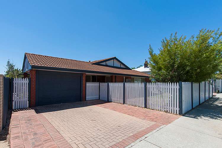 Main view of Homely unit listing, 1/104 Hubert Street, East Victoria Park WA 6101
