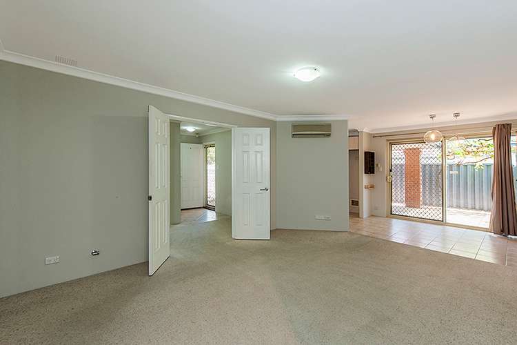 Fourth view of Homely unit listing, 1/104 Hubert Street, East Victoria Park WA 6101