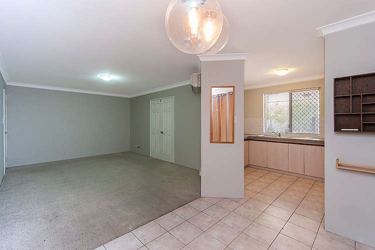 Fifth view of Homely unit listing, 1/104 Hubert Street, East Victoria Park WA 6101