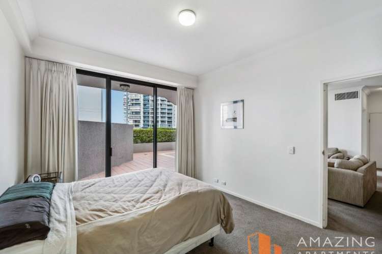 Sixth view of Homely apartment listing, 6/45 Deakin Street, Kangaroo Point QLD 4169