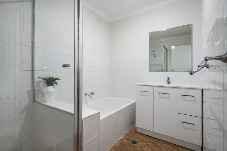 Fifth view of Homely unit listing, 4/559 Roper Street, Albury NSW 2640