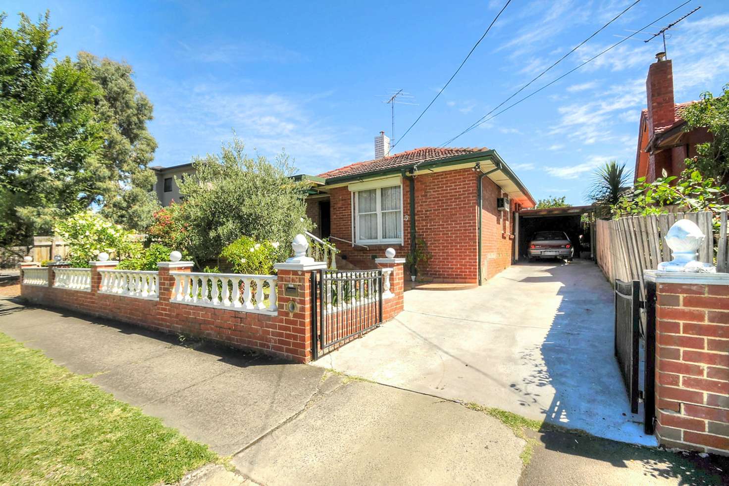 Main view of Homely house listing, 5 Evans Crescent, Reservoir VIC 3073