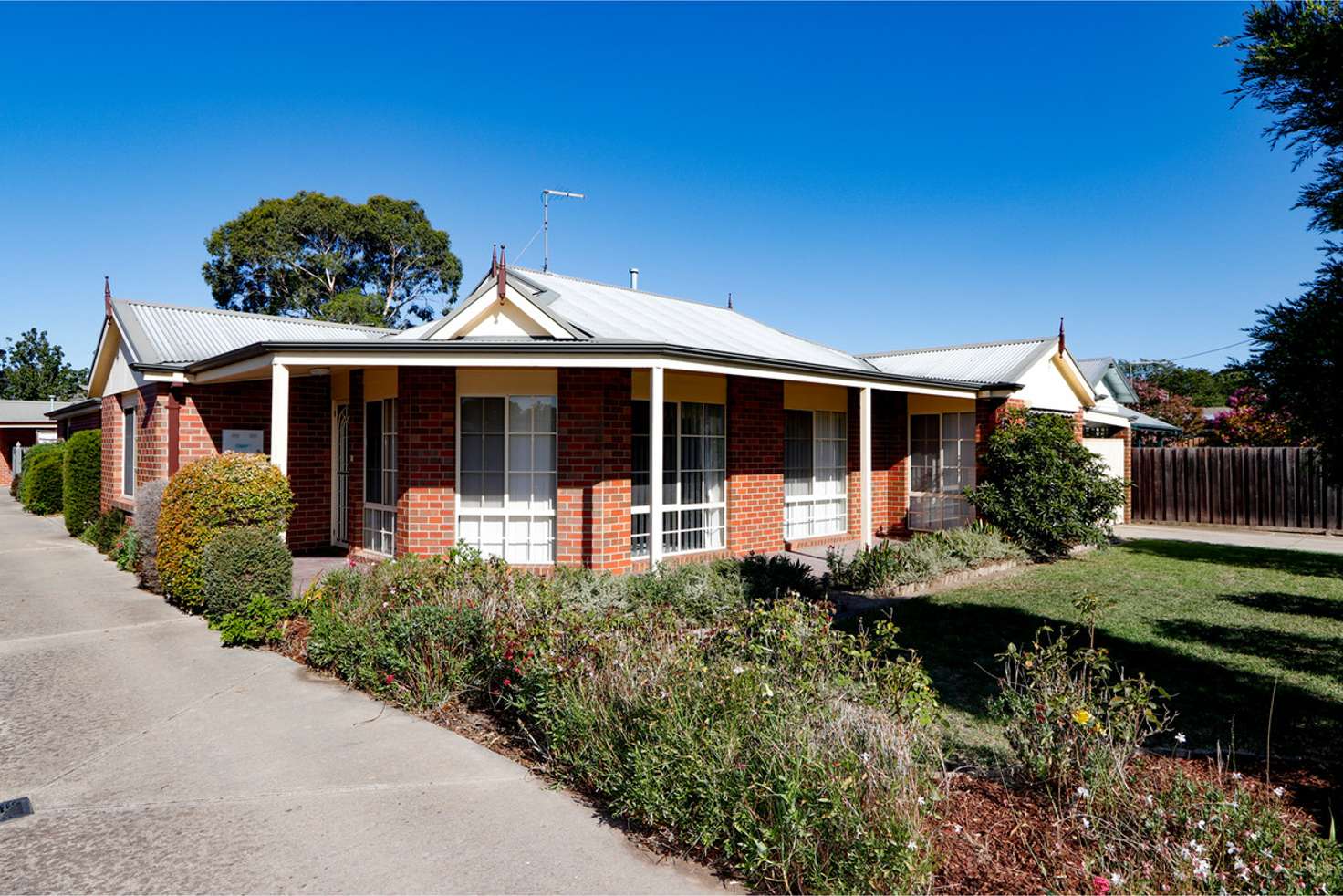 Main view of Homely townhouse listing, 1/34 Dundas Street, Sale VIC 3850