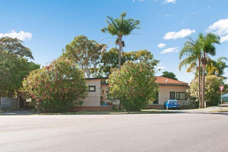Fifth view of Homely unit listing, 4/1 Beach Parade, Canton Beach NSW 2263