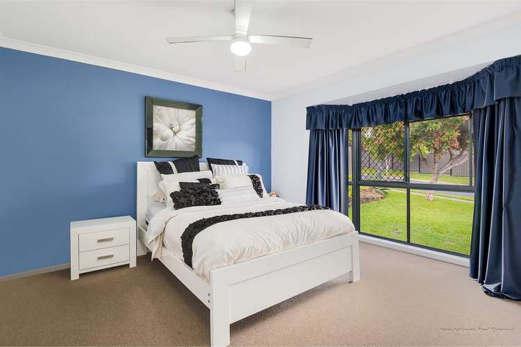 Fifth view of Homely house listing, 4 Wiltshire Street, Heritage Park QLD 4118